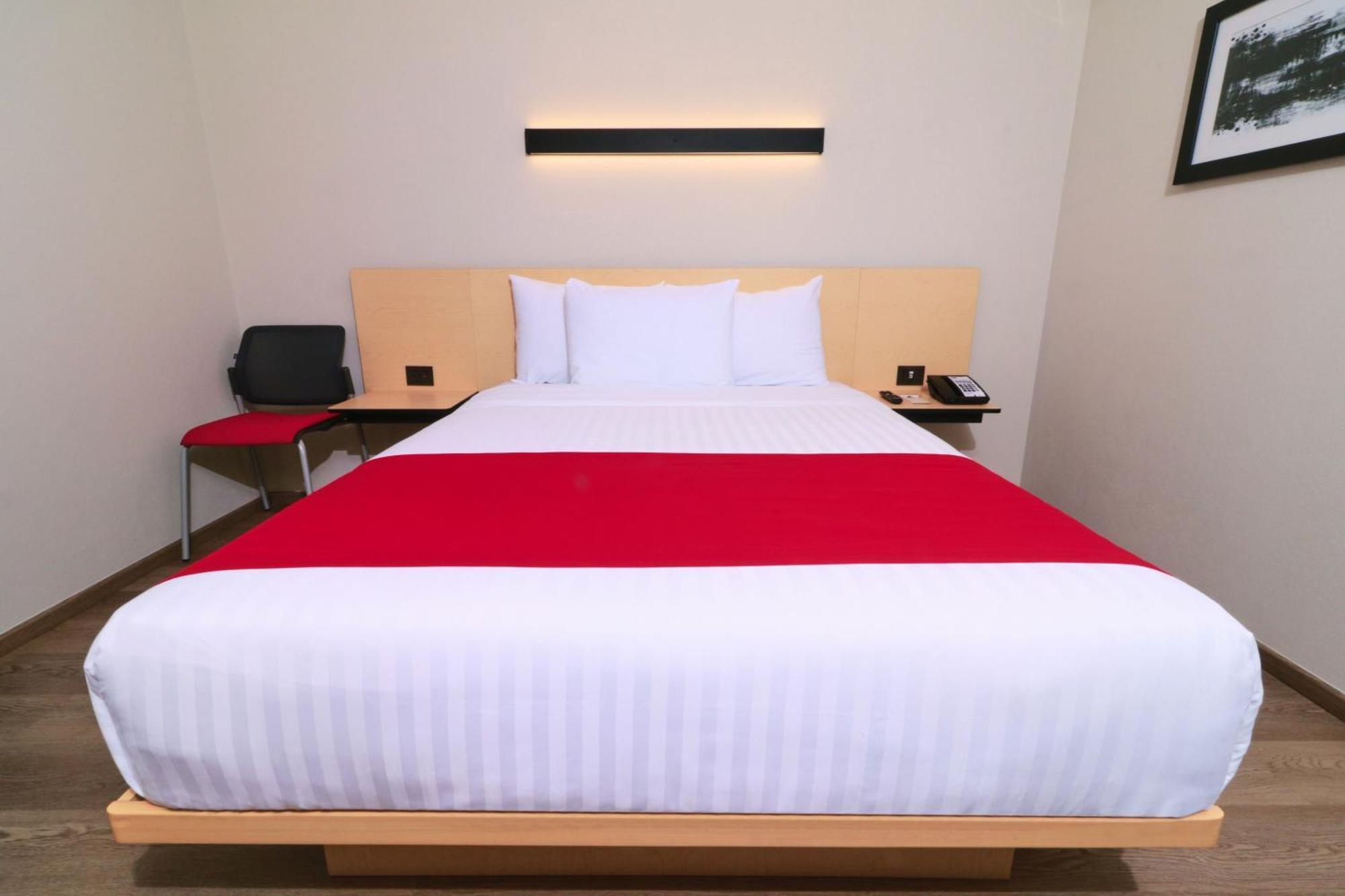 City Express By Marriott Monterrey Universidad Luaran gambar